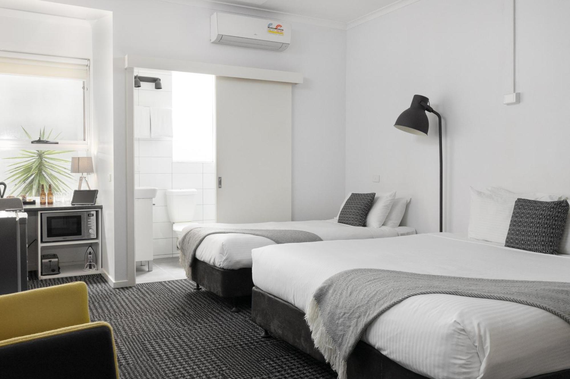 Siesta Central Apartments Сейл Экстерьер фото