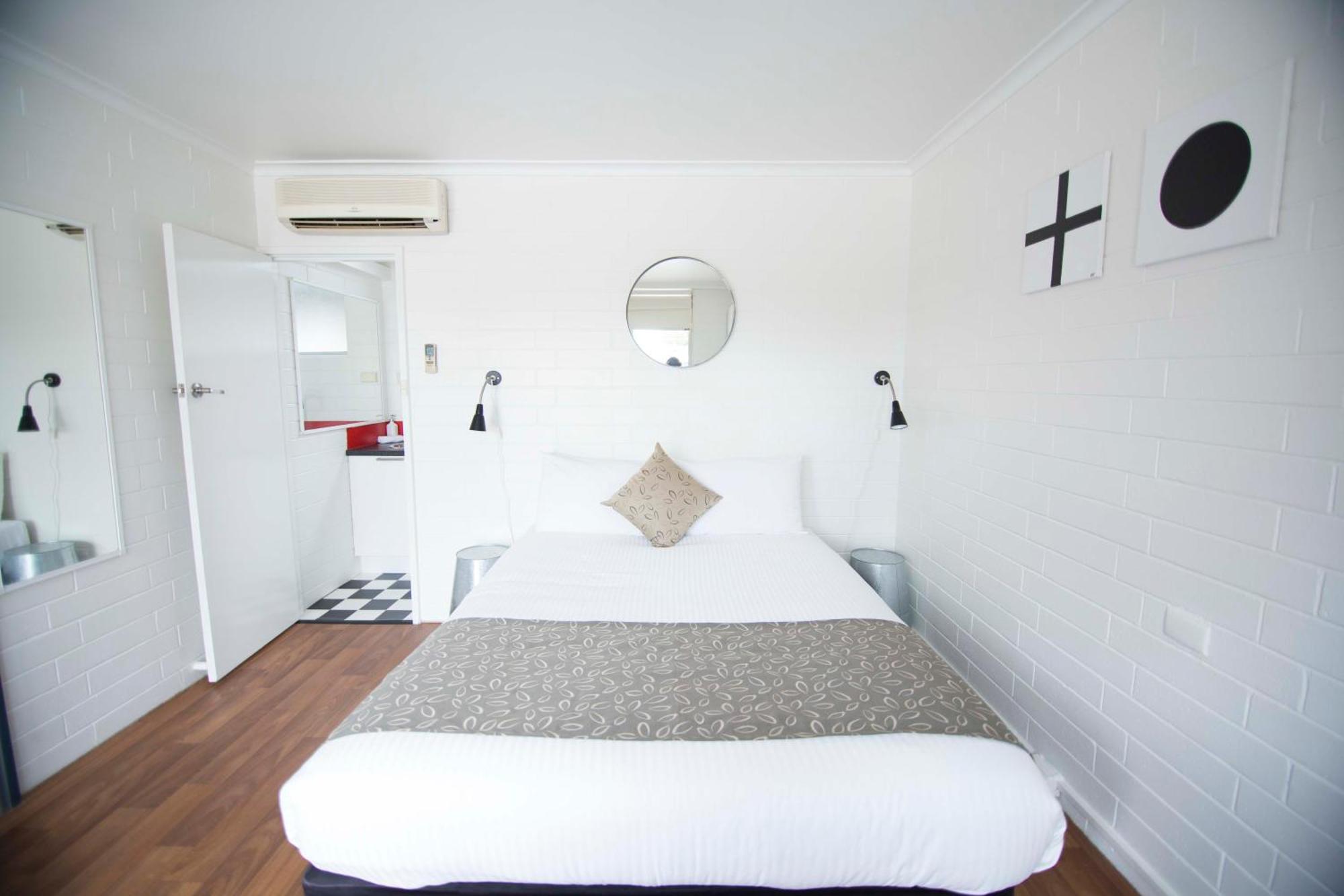 Siesta Central Apartments Сейл Экстерьер фото
