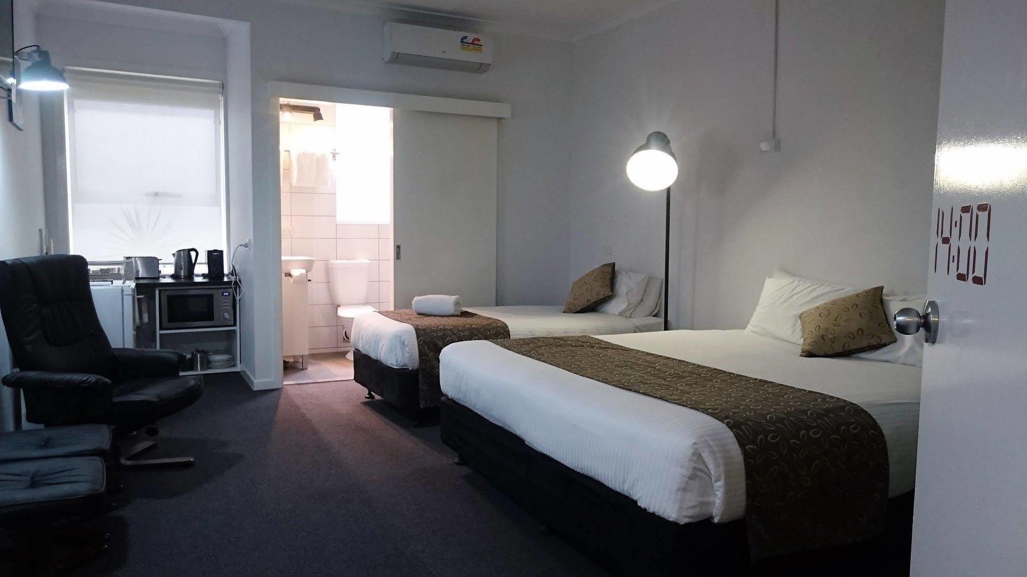 Siesta Central Apartments Сейл Экстерьер фото