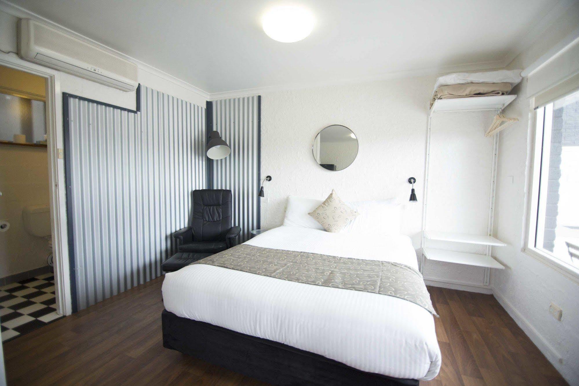 Siesta Central Apartments Сейл Экстерьер фото
